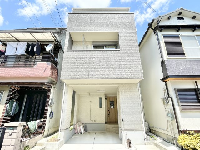 枚方市長尾家具町2丁目　中古一戸建て