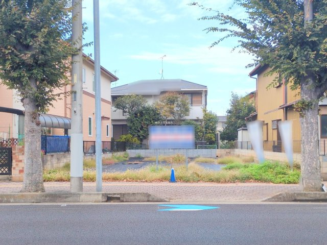 ふじみ野市西原２丁目の売地の前面道路含む現地写真