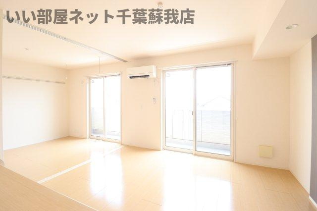 ファミーユの居間・リビング|居間です