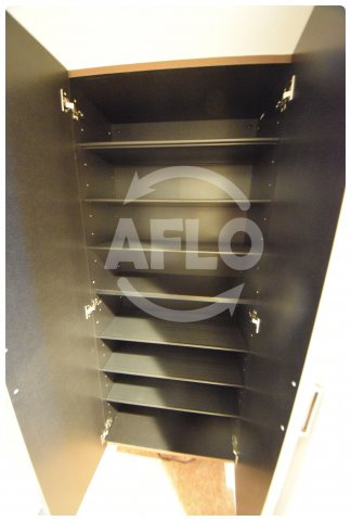 Luxe今里Ⅱの収納|Luxe今里II　シューズボックス