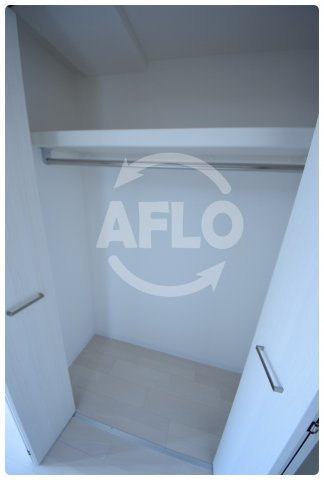 Luxe今里Ⅱの収納|Luxe今里II　クローゼット