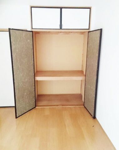 山本ハイツ２の収納