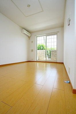 【居間・リビング】 | ブリーゼＡ