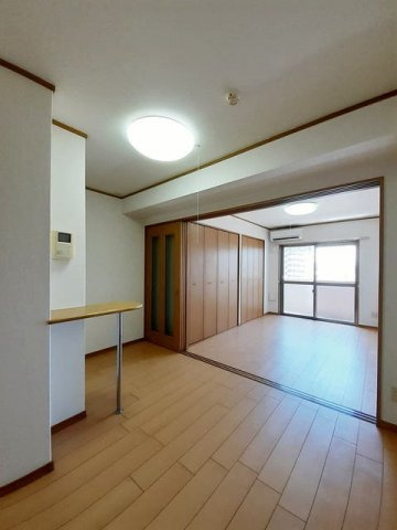 レルベ保田窪の内装