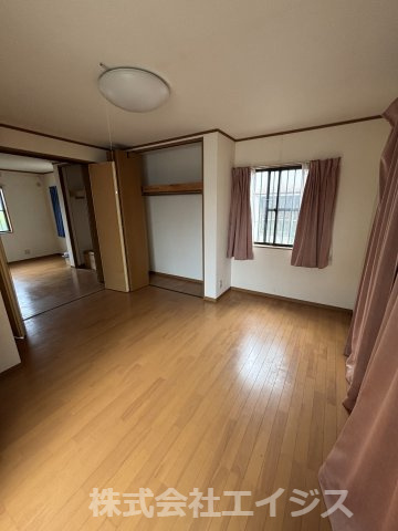 八代市鷹辻町中古平屋戸建の洋室|洋室です