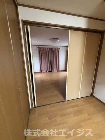 八代市鷹辻町中古平屋戸建のその他|仕切りで部屋を二つに分けることが出来ます☆