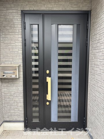 八代市鷹辻町中古平屋戸建の玄関