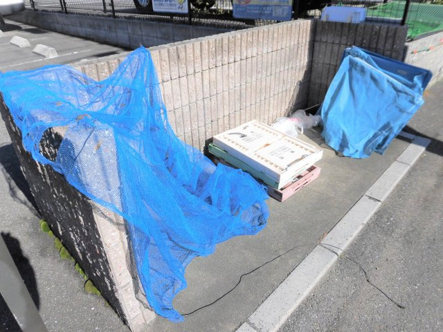 プラッサムコート万石Bのその他