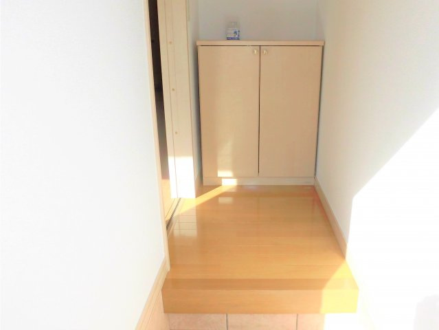 プラッサムコート万石Bの玄関|イメージ写真