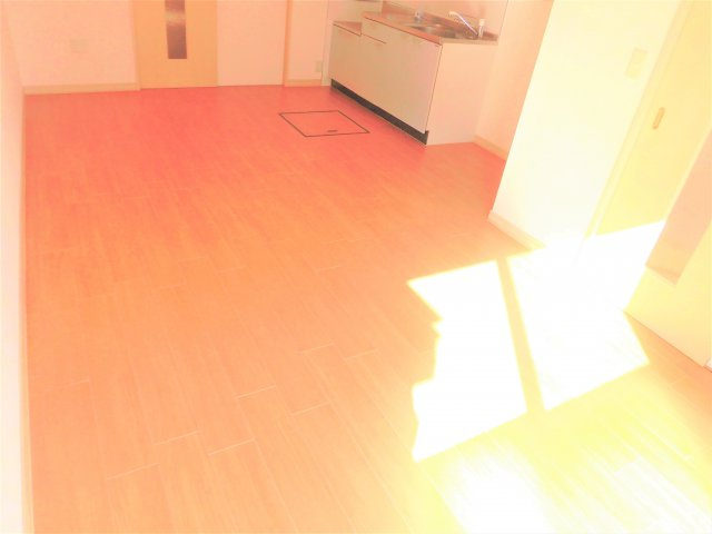 プラッサムコート万石Bの居間・リビング|イメージ写真