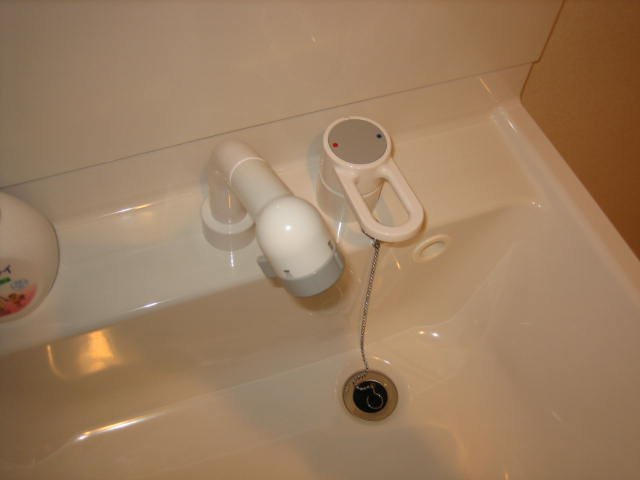 幸和ハイツの玄関