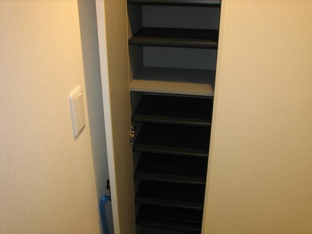 幸和ハイツの居間・リビング