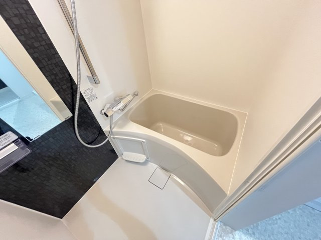 エヌエムキャトフヴァントゥレーズの浴室