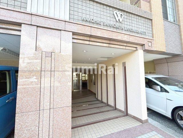 【エントランス】 | ワコーレ三宮ランドマークシティ