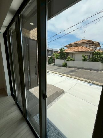 堺市東区北野田新築戸建て　2号棟の駐車場