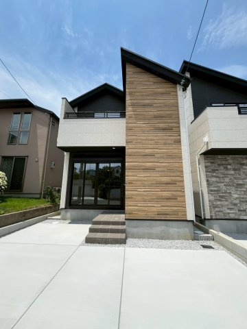 堺市東区北野田新築戸建て　2号棟の外観