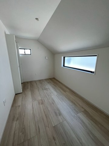 堺市東区北野田新築戸建て　2号棟の洋室