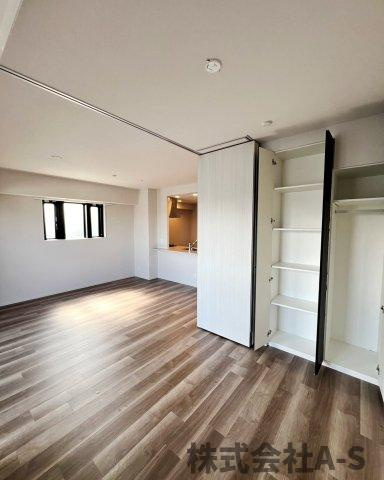 ＧＲＡＮＰＡＳＥＯ丸の内の洋室|同間取り画像使用
実際のお部屋と色などが異なる場合がございます。