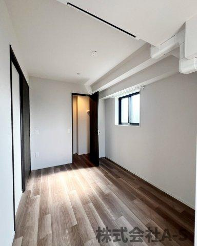 ＧＲＡＮＰＡＳＥＯ丸の内の洋室|同間取り画像使用
実際のお部屋と色などが異なる場合がございます。