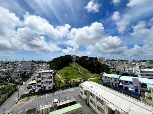 コンフォート北谷桃原パークサイドの展望|玄関側からの眺望です！
