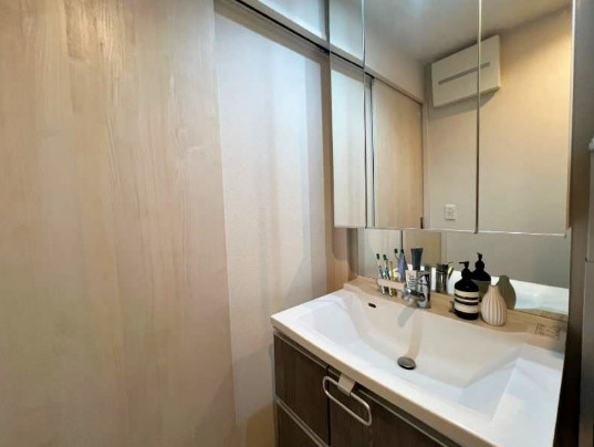 コンフォート北谷桃原パークサイドの独立洗面台