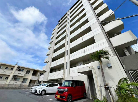 コンフォート北谷桃原パークサイドの外観