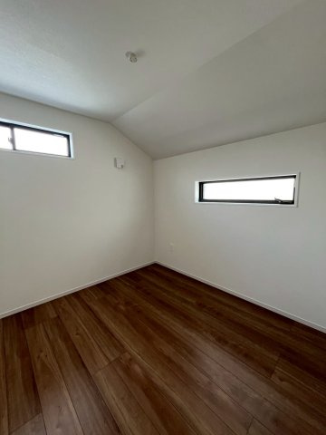 堺市東区北野田新築戸建て　1号棟の洋室