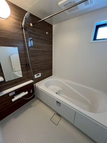 堺市東区北野田新築戸建て　1号棟の浴室