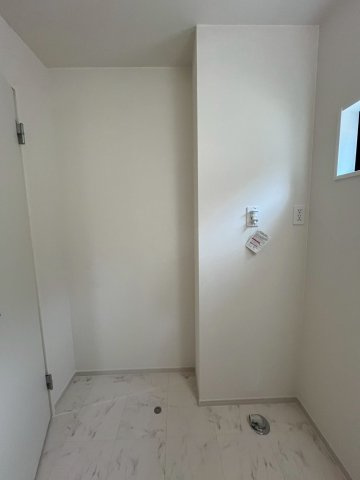 堺市東区北野田新築戸建て　1号棟のランドリースペース