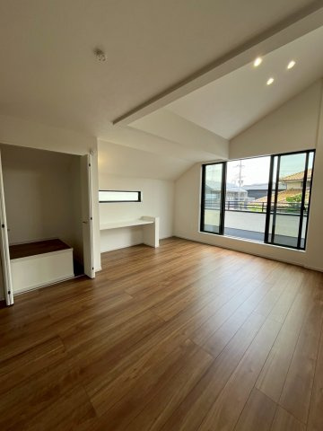 堺市東区北野田新築戸建て　1号棟の居間・リビング