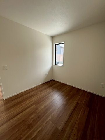 堺市東区北野田新築戸建て　1号棟の洋室