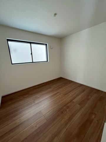 堺市東区北野田新築戸建て　1号棟の洋室