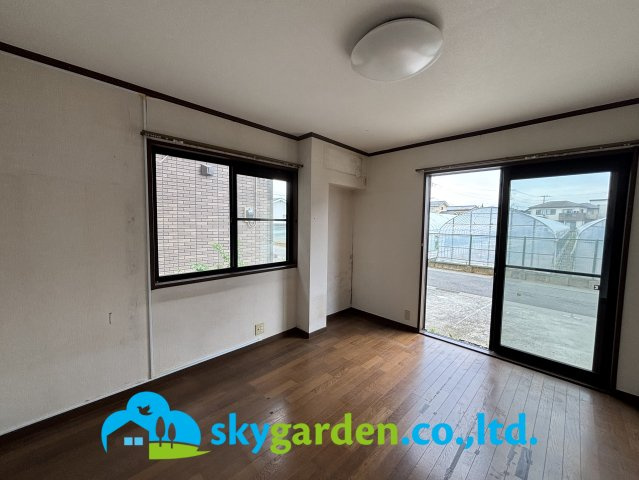 平塚市長持　中古戸建の寝室