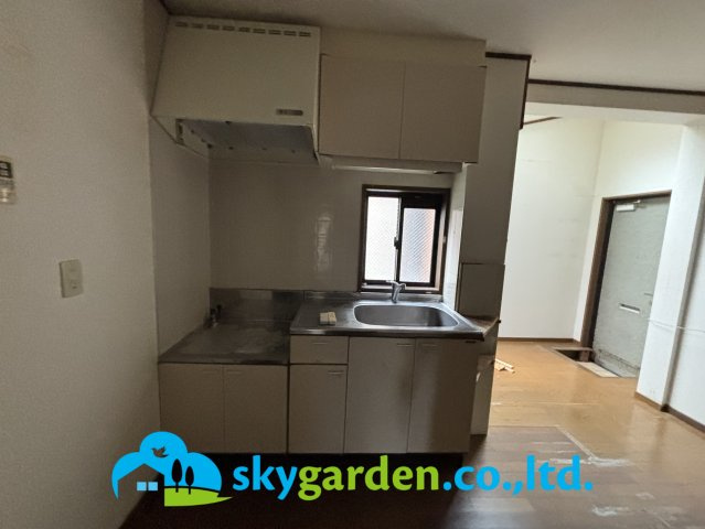 平塚市長持　中古戸建のキッチン