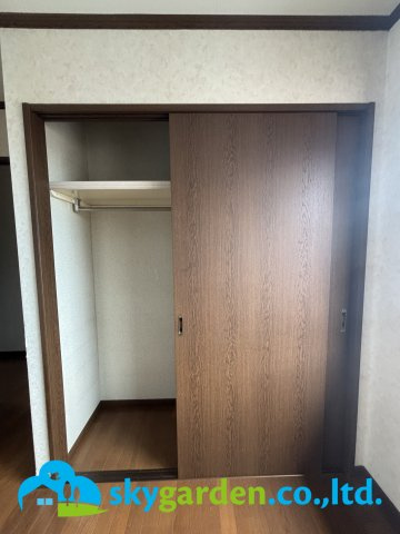 平塚市長持　中古戸建の収納