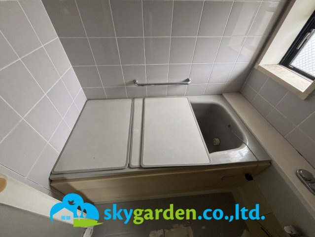 平塚市長持　中古戸建の浴室