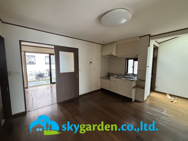 平塚市長持　中古戸建のキッチン