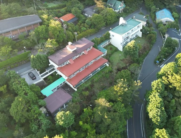 神奈川県足柄下郡箱根町仙石原　売ホテル