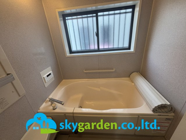 伊勢原市串橋　中古戸建の浴室