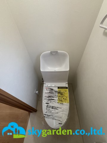 伊勢原市串橋　中古戸建のトイレ