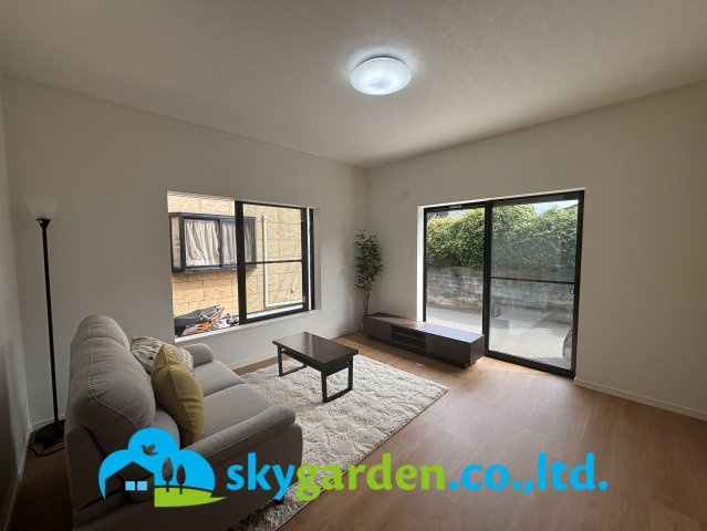 伊勢原市串橋　中古戸建の居間・リビング