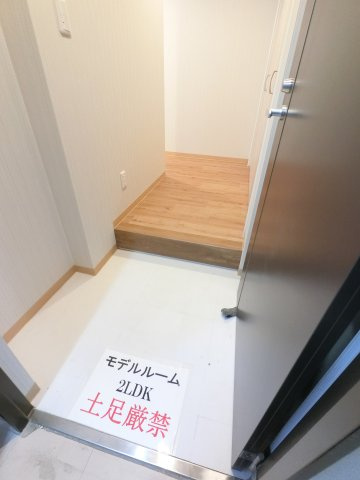 フェリス辰巳台の玄関