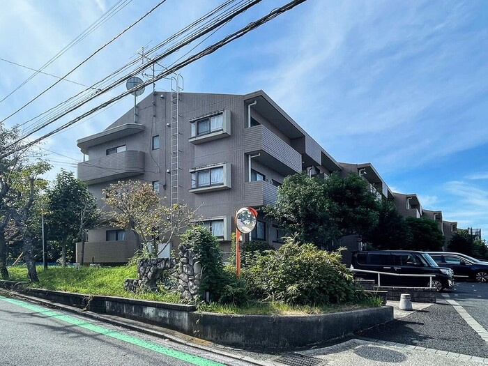 エコガーデン C棟の外観