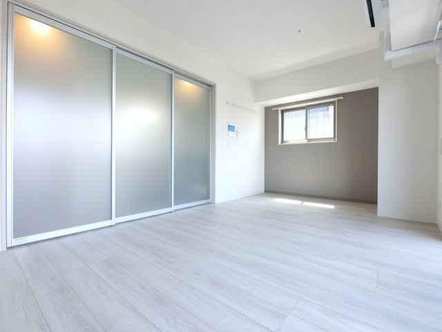 KDXレジデンス千葉中央Eastの居間・リビング|※反転・角部屋タイプ