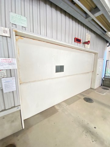 パークアクシス千葉新町の駐車場