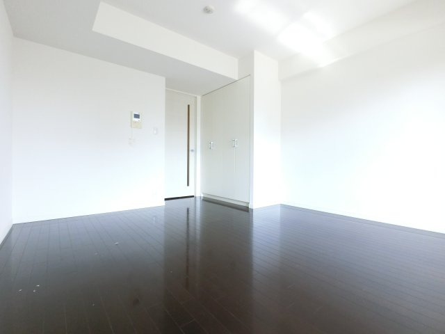 パークアクシス千葉新町の居間・リビング|※反転タイプ