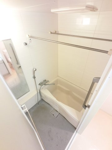 パークアクシス千葉新町の浴室