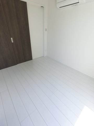 サザンクロス東千葉の洋室