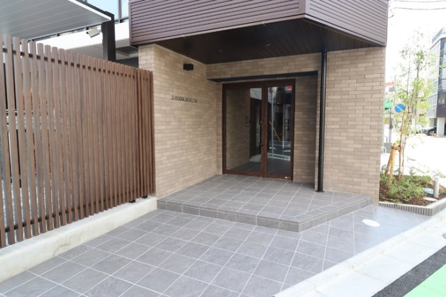 D-ROOM NOBUTOのエントランス