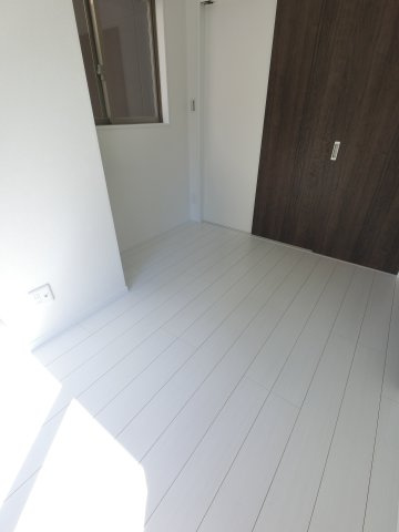 サザンクロス東千葉の洋室